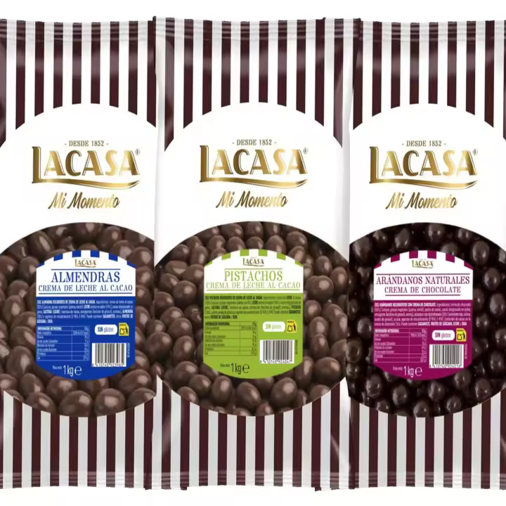 Lacasa Mi Momento pack 3kg bolas: Almendra con chocolate con leche ,Arándanos con chocolate Negro ,Pistachos con chocolate Leche - 1