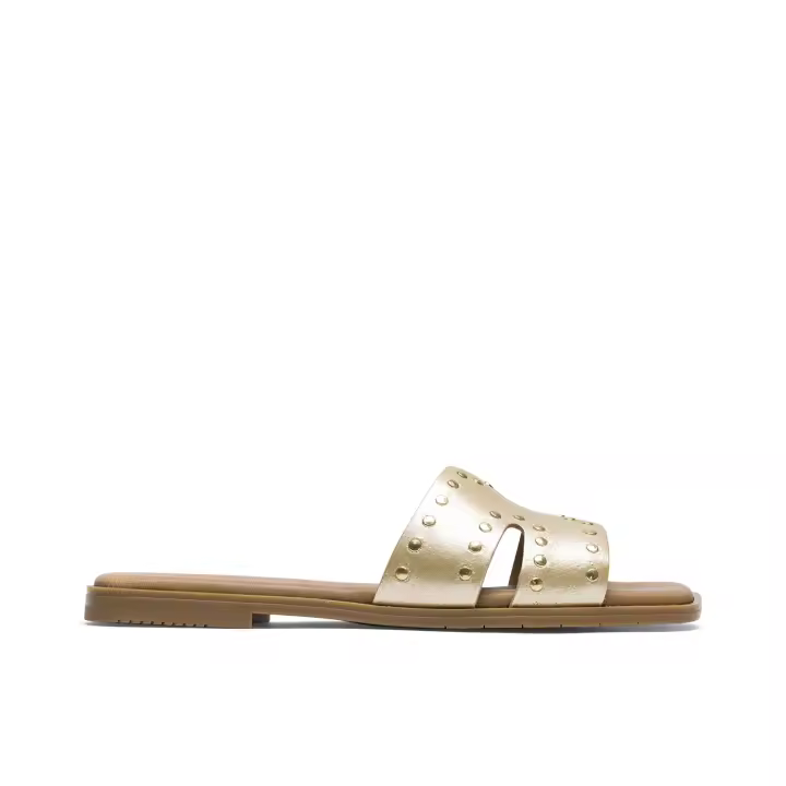 PORRONET SANDALIA PLANA DE PIEL CON TACHUELAS ORO VANESA  - SANDALIAS PLANAS VANESA CON PALA EN H DECORADA CON TACHUELAS EN COLOR ORO - ELABORADAS EN PIEL -  MÁXIMA COMODIDAD Y CALIDAD - HECHO EN ESP - 1