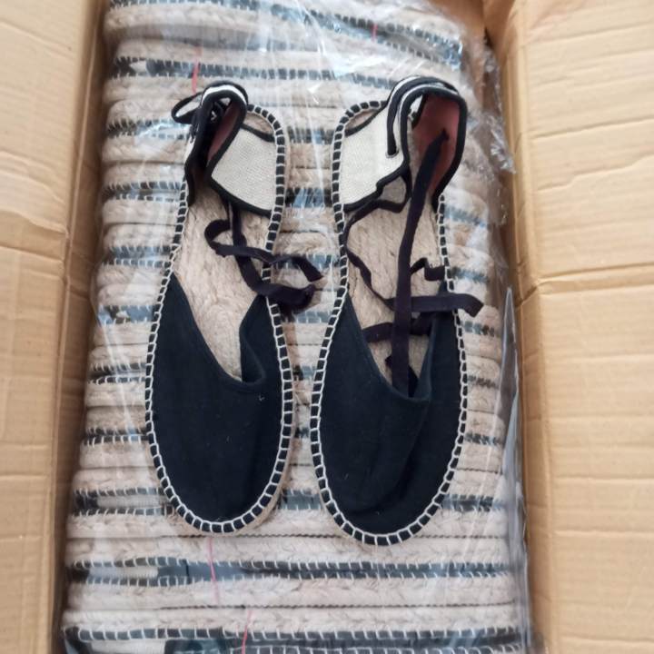 CAJA 12 PARES Alpargatas con vetas marca ANIMS con la suela de yute y base de goma. Disponibles en color CORAL o NEGRO, tallas VARIADAS, IDEAL EVENTOS y BODAS. - Estilo y comodidad para tus pies - CALZADO VEGANO