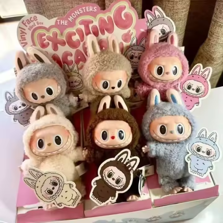 Figura De Colección Labubu El Corazón Del Monstruo Macarón Esmalte PVC Ornamento De Escritorio Muñeca Kawaii Regalo De Cumpleaños Para Niños - 1