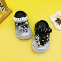 Clogs Gradient De Colores Para Niños Y Niñas Con Tirantes En Blanco Y Negro Antideslizantes EVA Cómodo Para Todas Las Estaciones - details 1