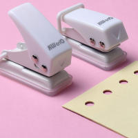 Pegatina De Perforadora De Agujeros Pequeña Para Papel A4 Mini Para DIY Decoración De Escuela Suministros Escolares Perforadora Estándar - details 6