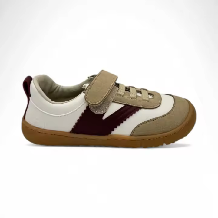 Zapatos marca Coquette para infantil en color blanco - 1
