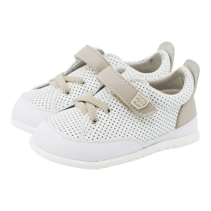Deportivas  perforadas con tira Beige de Piruflex - 1