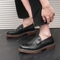 Nuevos Loafers Para Hombre En Cuero Patentado Con Patrón De Piedra Zapatos De Boda Y Casual Con Punta Redonda Cierre SLIP-ON - details 24
