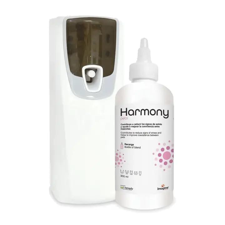 Harmony Pets atomizador + recarga de 300 ml producto natural que ayuda a reducir el estrés y mejorar la convivencia entre mascotas Urano - 1