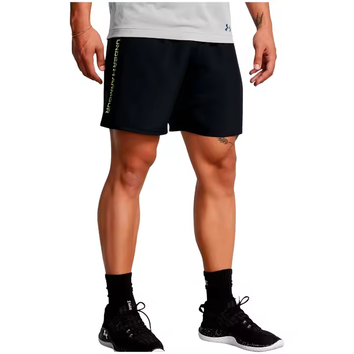 Textil Training marca Under Armour modelo 1383356-004 para hombre en color negro - 1