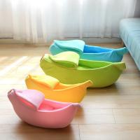 Cama De Perro Gato Forma De Plátano Caliente Almohadilla Cómoda Para Pupusas Y Gatitos Sillón Portátil Para Mascotas Material De Peluche Coral - details 0