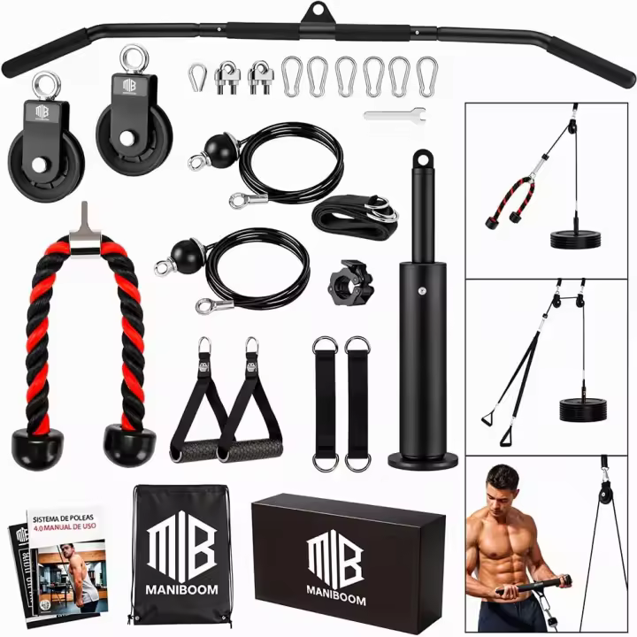 ManiBoom Polea Gimnasio Casa Multifuncional - Kit de Poleas de Musculacion Ajustable con Accesorios Barra 2 en 1 + Cuerda Triceps + Asas - Maquina Home Gym - Rack Pared Multigym con todos los accesorios - 1