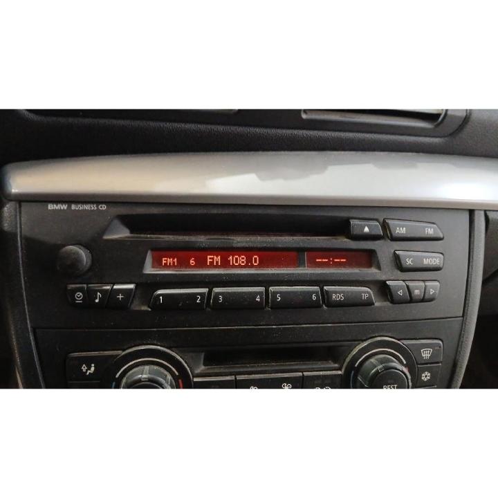 Audio system / radio cd compatible with bmw series 1 118 i 2003 to 2013 (oem/iam: 65129216273)