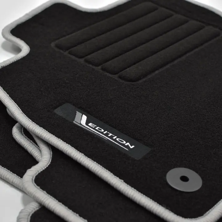 Alfombras Alfombrillas a medida en moqueta velour con borde gris para VW Golf VIII 8 a partir de 2020 - 1