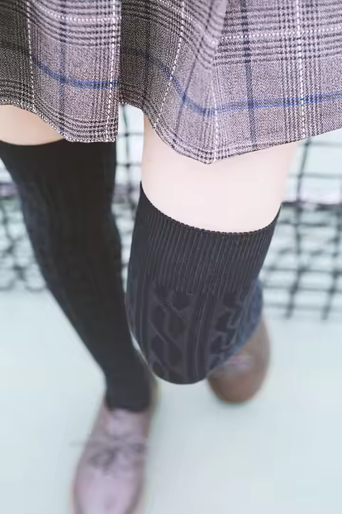 Medias Altas De Algodón Para Mujer Estilo Académico Slim Thigh Medias De Torque Al Por Mayor Nueva 2024 - 1