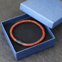 Pulsera De Cuero Minimalista Para Hombre Con Hebilla Magnética Accesorios De Moda Stackable Pulsera De Lujo Para Ocasiones Casual - details 3