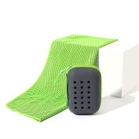 Toalla Deportiva refredante de Verano con embalaje de EVA, ideal para Actividades al Aire Libre y para el frío. - details 2