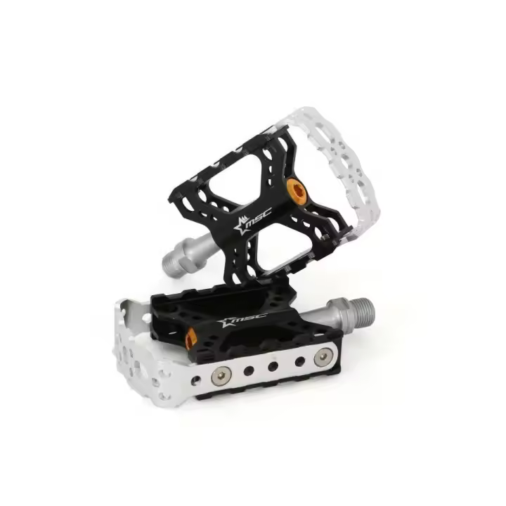PEDALES PLATAFORMA MSC ALU 6063T5 EJE CRMO SILVER - 1