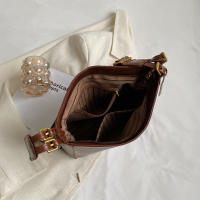 Bolso De Hombro Para Mujer Gran Capacidad Estilo Casual Para Trabajo Y Escuela Color Sólido Cierre De Cremallera Material PU - details 20