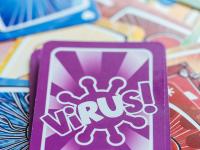 Tranjis Games - Virus! - Juego de cartas - details 7