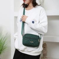 Nueva Moda Bolso De Hombro Para Mujer En Nylon Con Bordado Cierre De Cremallera Casual Bolso Cuadrado De Mujer Con Estilo - details 10