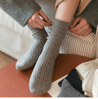 Calcetines De Mujer Estilo Japonés Moda Otoño Calcetines Casuales De Color Sólido Basicos Para Escuela Calcetines De Pies Altos Para Mujer - details 0