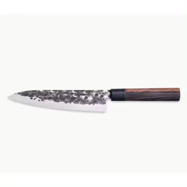 CUCHILLO COCINERO OSAKA 20 cm  3 Claveles         Material: Acero Inoxidable  Materiales mango: Madera Granadillo  Producción: Forjado  Presentación: Estuche  Modelos: Osaka  Tipo: Cuchillos Cocinero - 1