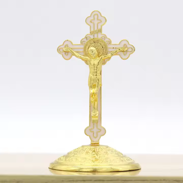 Cruz metálica decorativa para hogar, oficina, escritorio o automóvil – Artesanía creativa y objeto de decoración. - 1