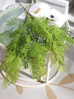 1PC Hojas De Silicona De Herbáceas Mimosa Artificial Para Decoración De Boda Jardín De Hotel Arte Floral Suave Y Realista - details 1