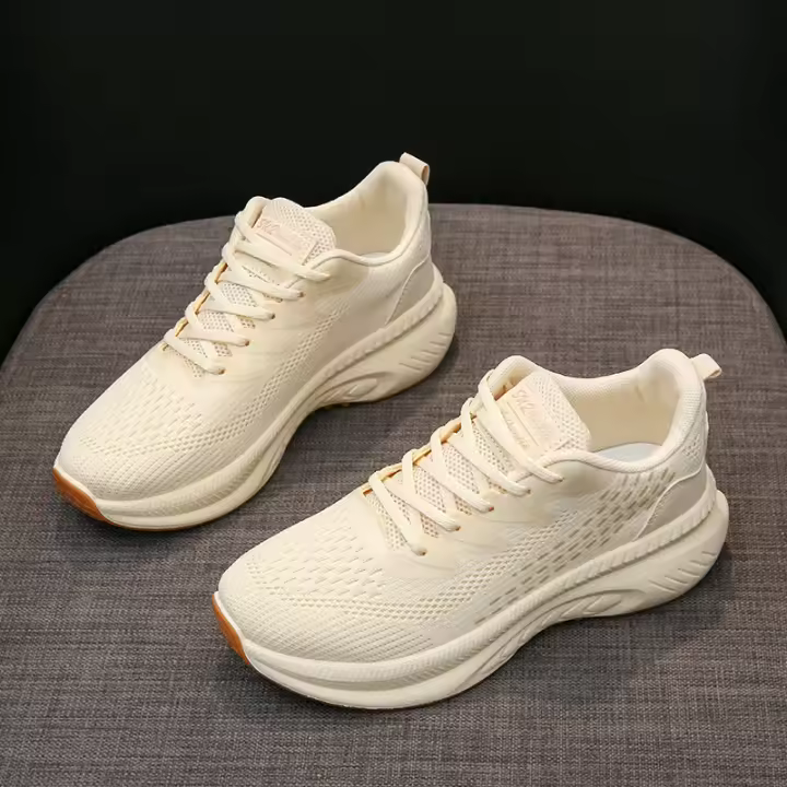 Zapatillas De Correr Para Mujer Suelas Suaves Y Amortiguadas Superficie De Malla Transpirable Zapatos De Vuelo Tejidos Moda Universitaria - 1