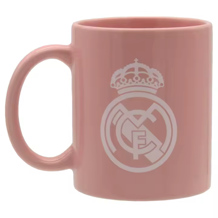Real Madrid Taza Cerámica 330ml, Diseño con Escudo en Blanco, Producto Oficial Real Madrid, Regalo Cumpleaños Niñas y Mujeres, Taza Fútbol, color Rosa - 1