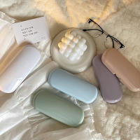 Estuche Portátil Para Gafas De Sol Y Miopía En Color Crema Caja De Almacenamiento De Ópticas Para Viajes Estilo Simple Unisex - details 1
