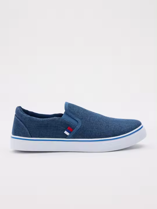 Zapatilla azul de lona con elásticos y suela plana para mayor comodidad INSIDE - 1