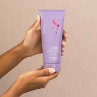Alfaparf Milano Semi di Lino Smooth Smoothing Conditioner 1000 Ml. / Acondicionador Alisador para Cabello Rebelde y Encrespado / Hidrata, Desenreda y Suaviza. - details 3