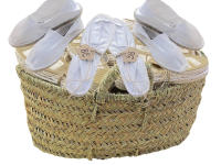 Alpargatas para bodas blancas 36 pares con regalo de capazo de esparto tarjetas para tallas y cuerda rústica detalles para invitadas de boda alpargatas para bodas en color blanco - details 0