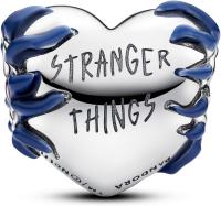 PANDORA Stranger Things 793565C01 - Colgante de corazón de plata de ley con cristal artificial, compatible con pulseras Moments, Rot, Plata de ley, Cristal artificial. - details 1
