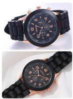 Set De Joyas Para Mujer Con Reloj De Cuarzo De Lujo Correa De Silicona Mariposa Sin Caja Reloj De Pulsera De Moda Y Casual - details 4