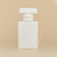 Botella De Perfume Reutilizable De 50ml Cuadrada En Colores Negro Y Blanco Empaque Cosmético Vacío Para Rellenar Con Perfume - details 7