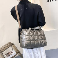 Bolso De Hombro Yogodlns De Lujo Espacio Padded Capacidad Grande Impermeable Nylon Para Viaje Bolso Cruzado De Poliéster Lining Para Mujer - details 3