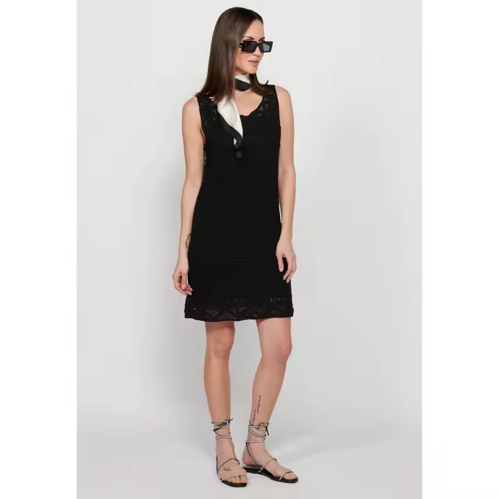 Koroshi Vestido corto de tirantes con tela tricot con forro de color negro para mujer | Moda Actual - 1