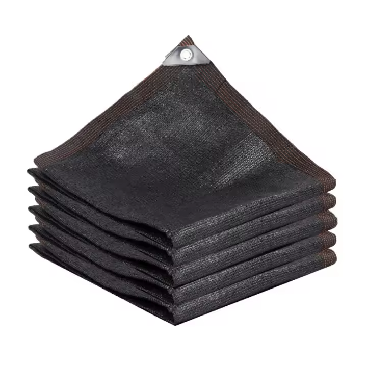 Malla de sombreo con bordes reforzados y agujeros para huertos, invernaderos y protección solar – Color negro - 1