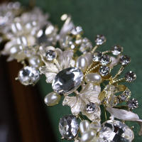 Diadema De Crystals Y Perlas Plateadas Para Mujer Tiara De Novia Con Flor Y Rhinestone Accesorios De Cabello Para Fiesta Y Boda Joyería Adulto - details 10
