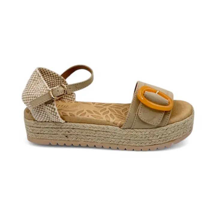 Sandalias marca Mustang para mujer en color beig - 1