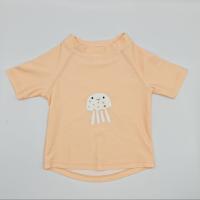 Camiseta niña con proteccion solar +50 ,marca Monuagge.Nuestros bañadores pañal tienen además un forro resistente al agua que mantiene la piel seca.Testado con norma europea EN 13758-1.El tiempo de protección efectiva de la prenda contra rayos es en seco. - details 0