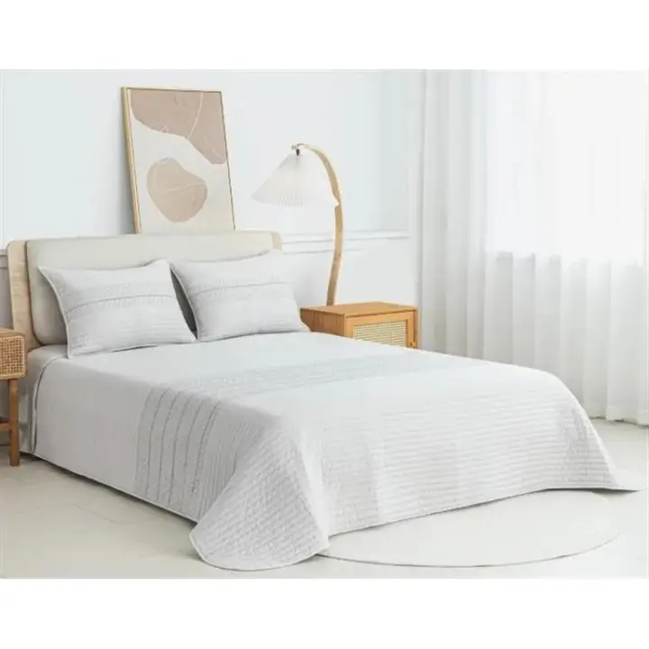 Colcha Degas en Gris - Clara Vidal: Confort y Elegancia para tu Dormitorio - 1