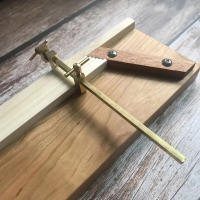 2Pcs Abrazadera De Madera Japonesa Para Trabajos De Carpintería Con Cuerpo Paralelo Y Punta De Latón Clip Auxiliar Para Posicionamiento De Tablas - details 4