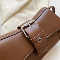 Bolso De Hombro PU Cuero Pequeño Para Mujer Color Sólido Con Cadena Vintage Lujo Monedero Bandolera De Moda Para Dama - details 18