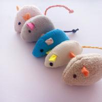 Juguete Interactivo Para Gatos 1 Pieza Ratón De Algodón Con Hierba De Gato Azul Gris Rosa Divertido Para Gatos Y Gatitos Para Morder Y Raspar - details 3