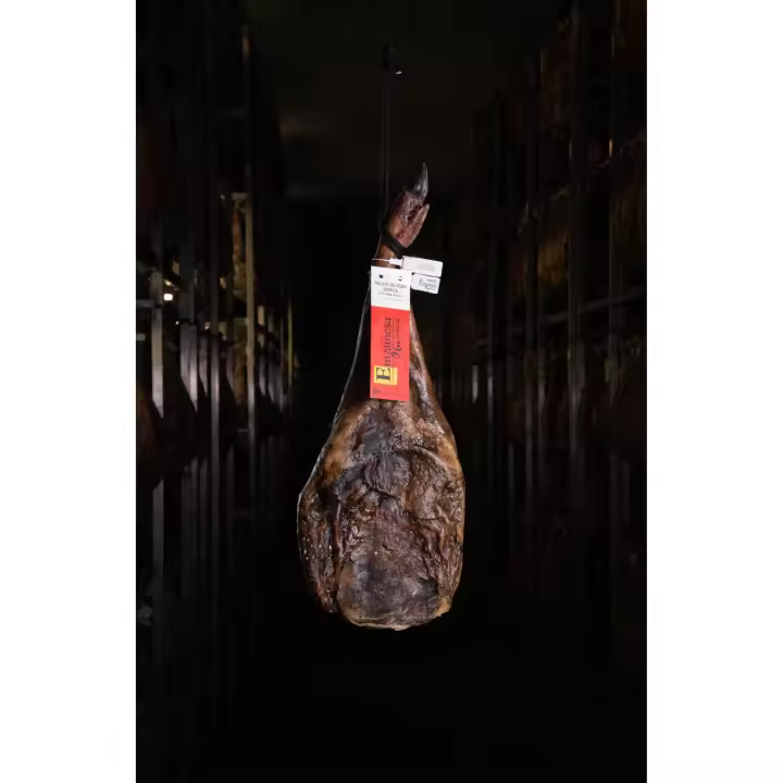 5 KG PALETA IBÉRICA DE GUIJUELO " EMJAMESA", Procesos 100 % Naturales, ganado y fincas Propias. - 1