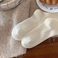 Calcetines De Mujer Primavera Nuevos Coreanos Con Lazo De Encaje Medio Tubo Versátiles Dulces De Algodón Pile Calcetines Casuales - details 15