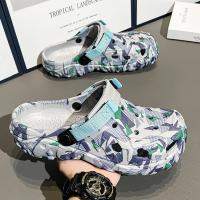 Nuevos Sandalias De Verano Para Hombres 2024 Zapatillas De Jardín Al Aire Libre Clogs Casual Moda Lujo Zapatos Cómodos Para El Hogar Tallas 40-47 - details 15