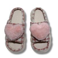 Zapatillas de casa para mujer con diseño de corazón marca sunsea - details 2