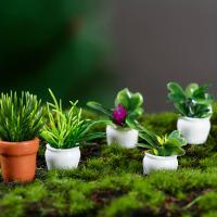 Juego De 5 Plantas Artificiales Mini En Macetas Pequeñas Falsas Flores Simulación Bonsái Decorativas Hierba Verde En Macetas Para M - details 0